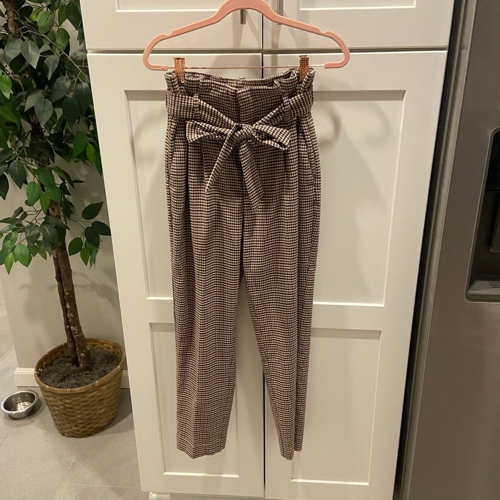 H&M Straight Leg Pants / Size US 4